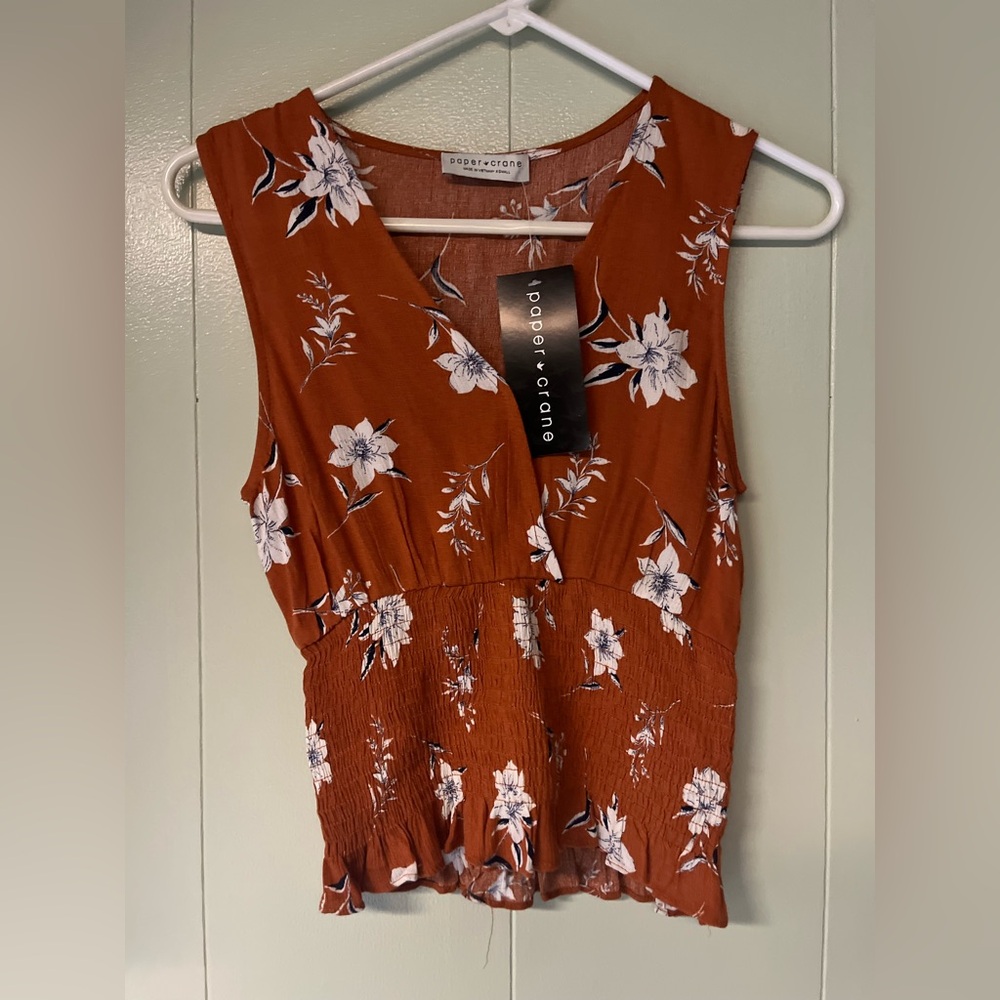 Paper Crane Women’s XS Top NWT